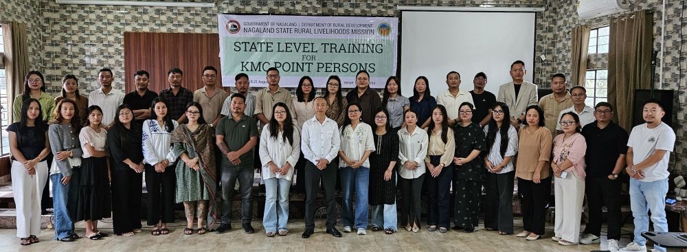 Theose Thongtsar, Additional Mission Director, NSRLM, with participants during the inaugural session of the training on Knowledge Management and Communication at SIRD, Kohima.
